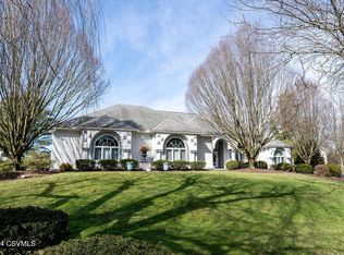1096 Stein Ln, Lewisburg, PA 17837