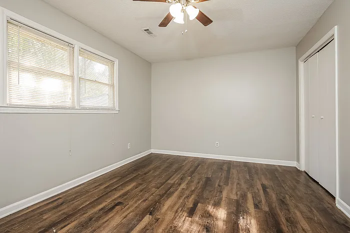 139 Rosedale Ave — Photo 11