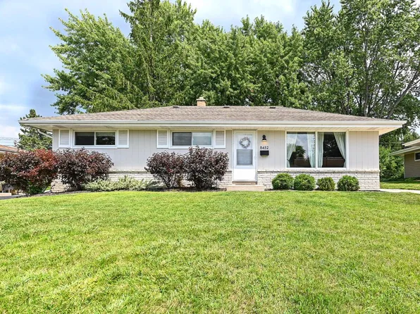 W149N8452 Norman DRIVE, Menomonee Falls, WI 53051