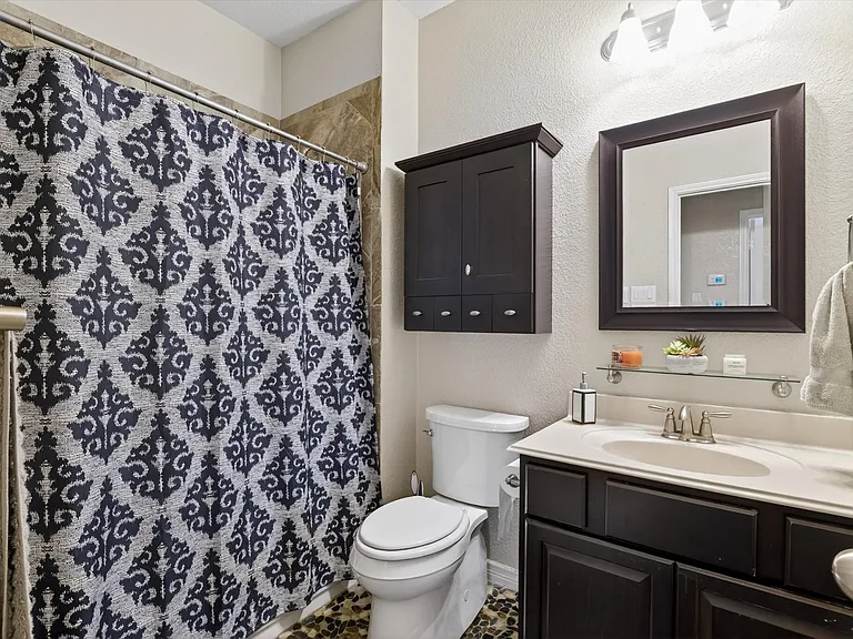 2129 Megan Creek Dr — Photo 25