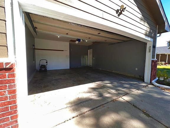 2 car garage