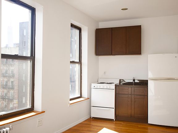 5th image of 19 Kenmare St APT 11
