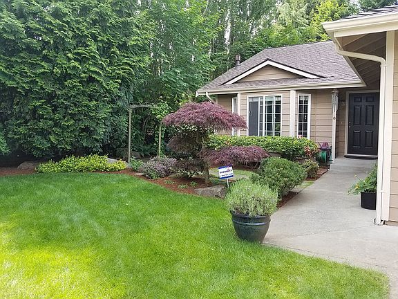 3rd image of 3814 50th Ave NE