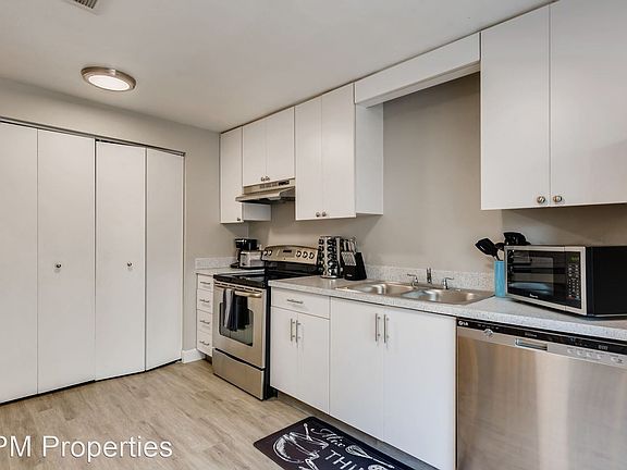 4th image of 2614 9th Ave #4