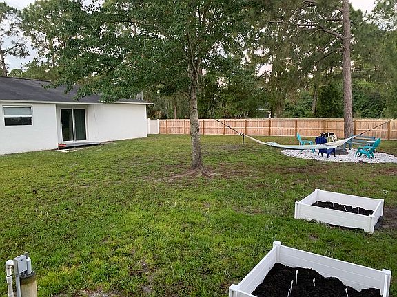 4th image of 1506 Knotty Pine Ave