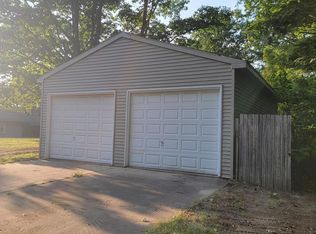 1301 Charlebois Dr, Beaverton, MI 48612