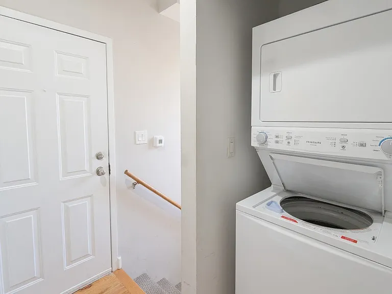 2048 W Touhy Ave #1 — Photo 12