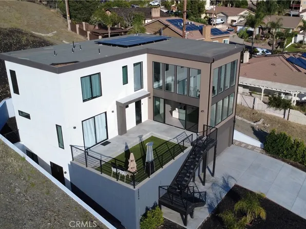 28896 Vacation Dr, Canyon Lake, CA 92587