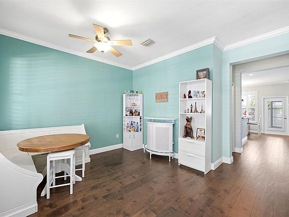4th image of 10016 Bentley Way