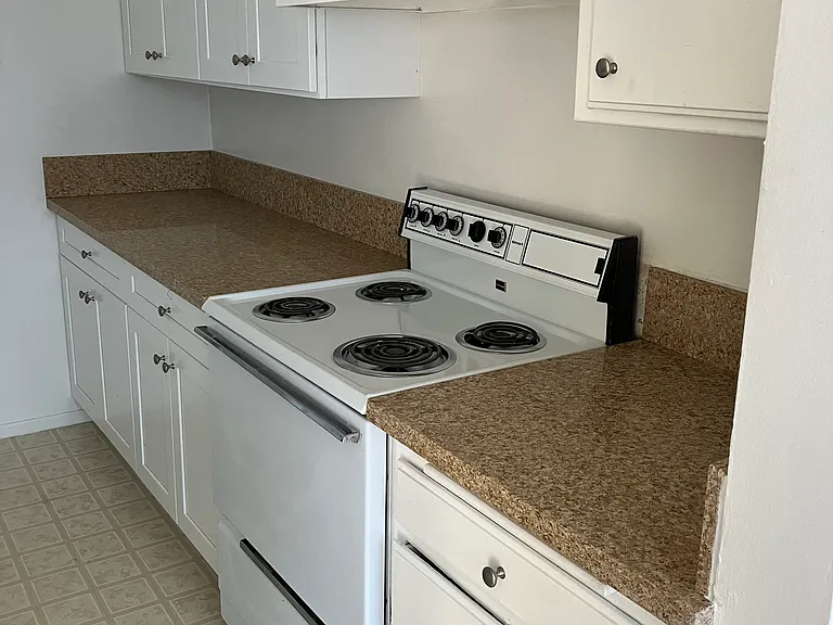 3329 Keystone Ave #7 — Photo 6