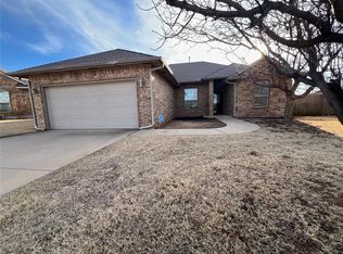 11240 NW 106th St, Yukon, OK 73099