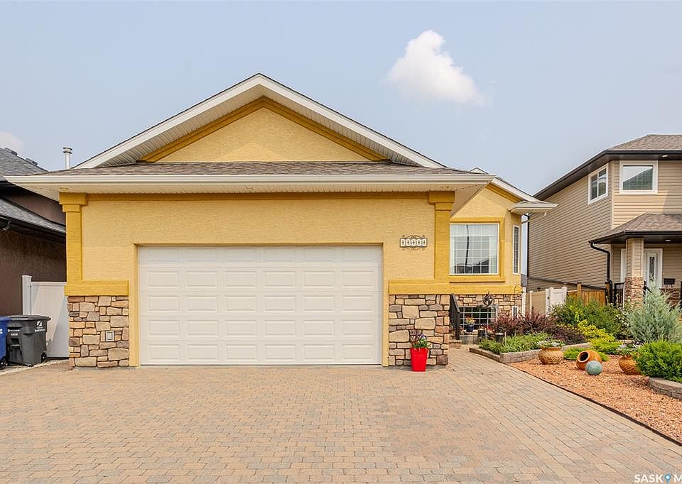 1st image of 1514 Shepherd CRESCENT