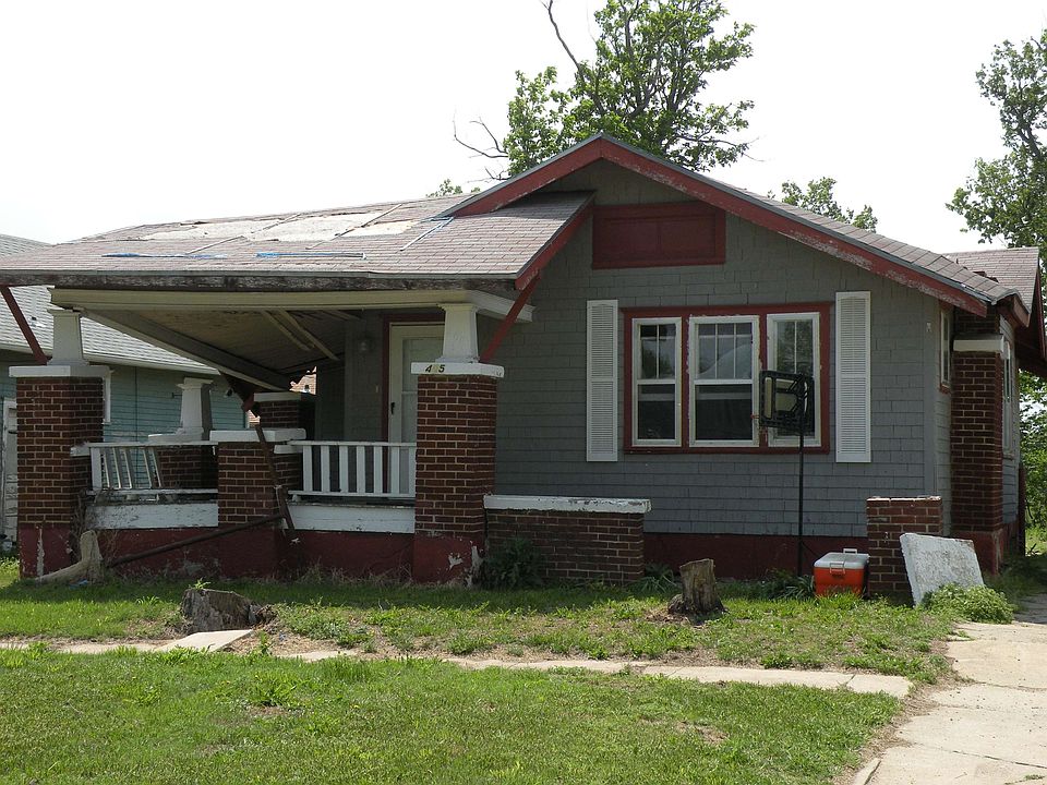 1st image of 405 N Saint Nicholas St