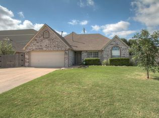 13006 E 88th St N, Owasso, OK 74055