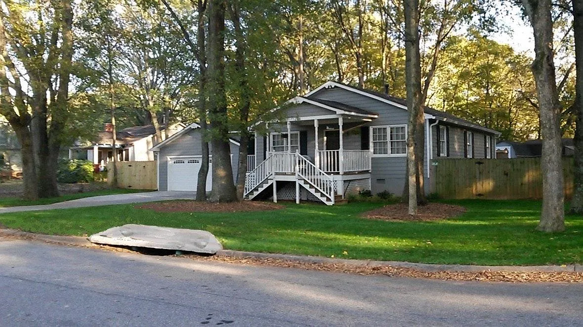 3 bed, 1600 sqft, $2,800 — Photo 1