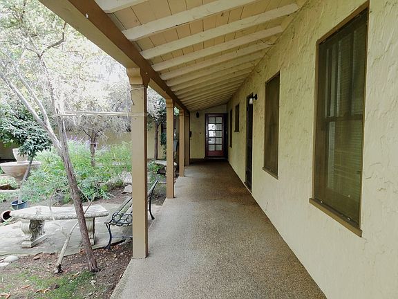2nd image of 112 University Ave APT 4