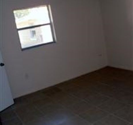 3rd image of 1112 Jewel Ave