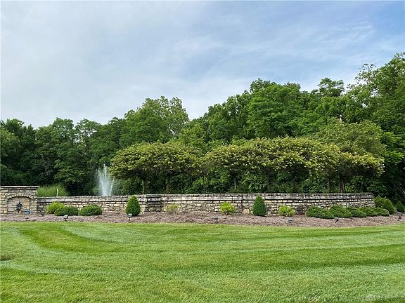 5th image of 2436 Arbor Glen Ct