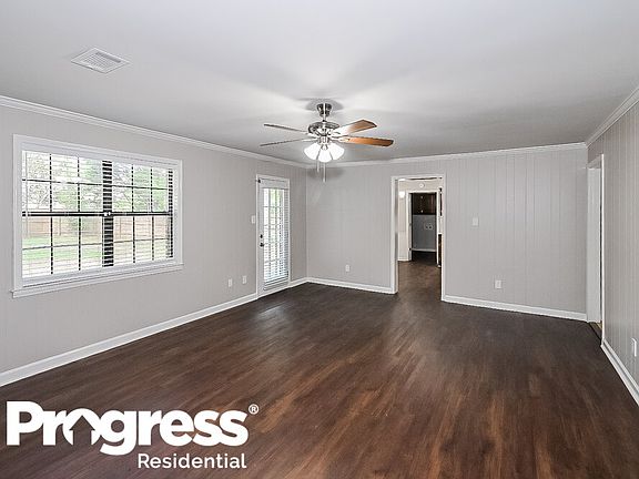 5th image of 359 Clarington Dr