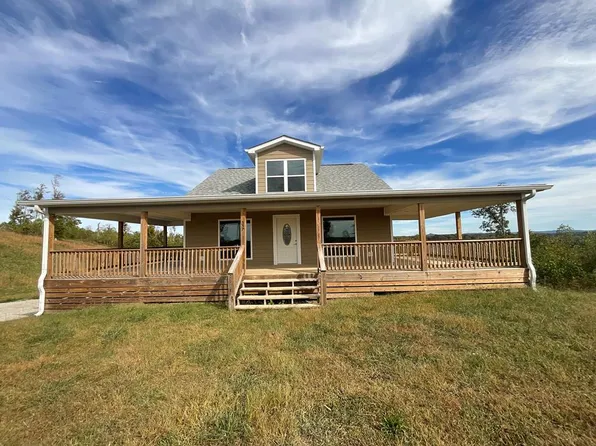 357 Taylor Rd, Byrdstown, TN 38549