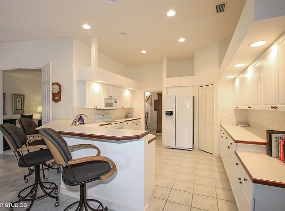 3rd image of 3510 Pine Fern Ln