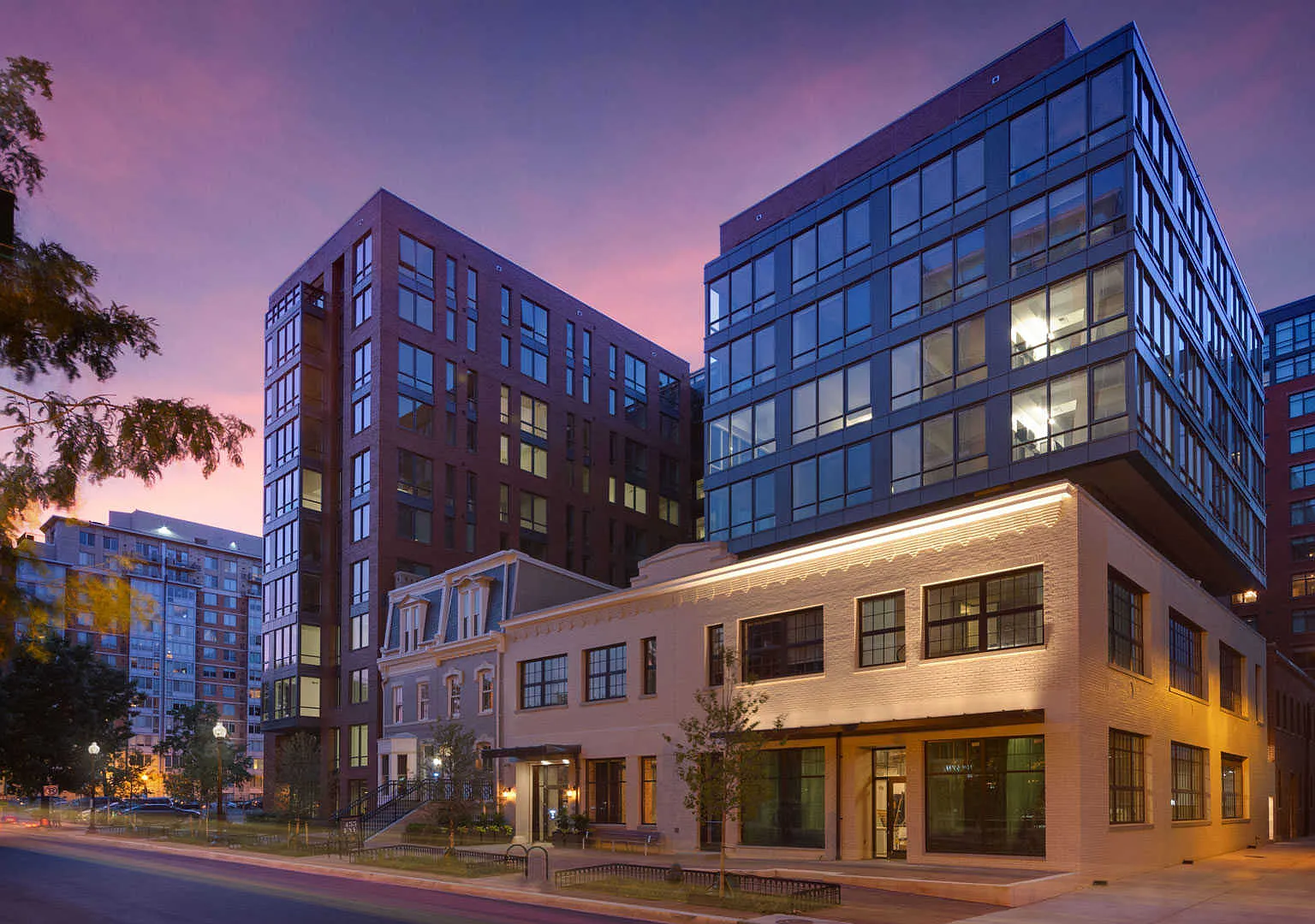 455 Eye Street — Photo 1