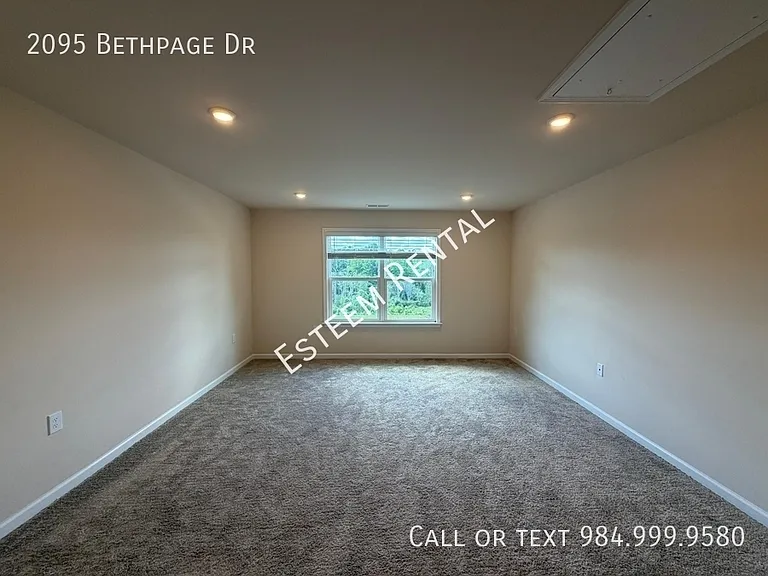 2095 Bethpage Dr — Photo 21