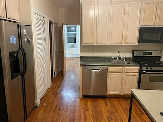 1st image of 3614 Ditmars Blvd #2