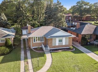 10659 Dorchester St, Westchester, IL 60154