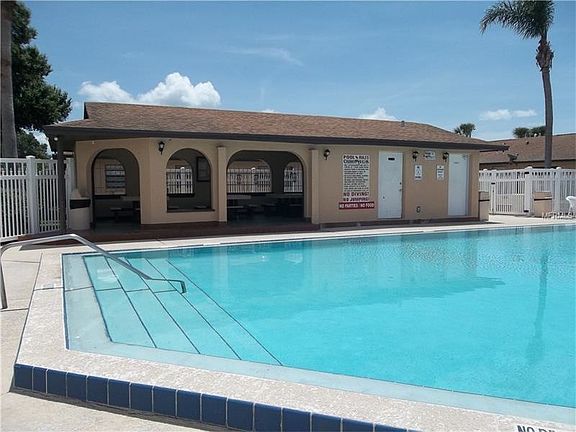 2nd image of 2323 Margarita Ct