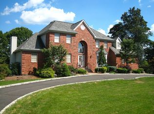 4 Bailiwick Dr, Warren, NJ 07059