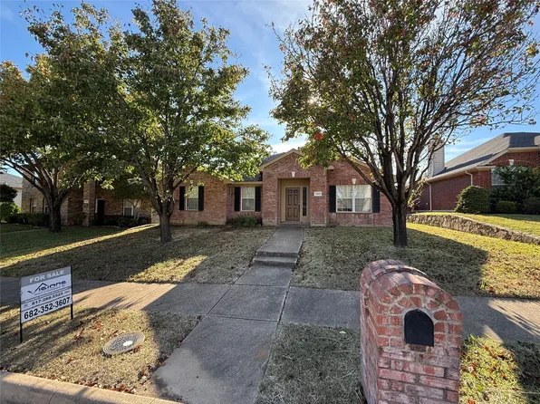 3333 Pecan Shadow Way, Mesquite, TX 75181