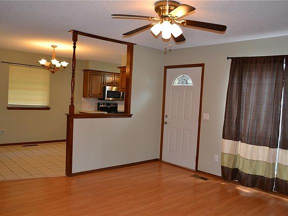 5th image of 1308 N Union Ave
