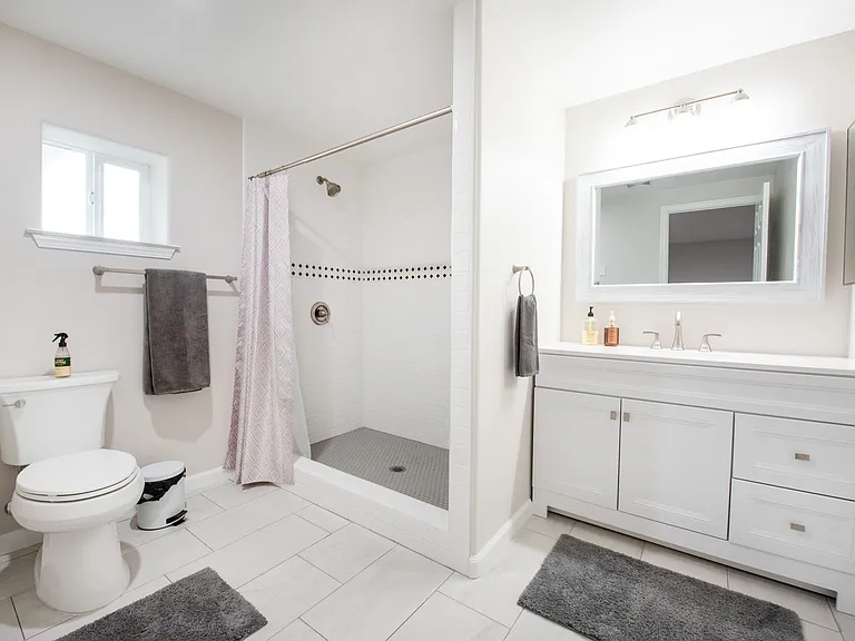 604 S 8th St — Photo 14
