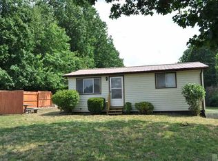 7686 Shoupes Grove Church Rd, Hickory, NC 28602