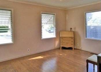 4th image of 171 Suffolk Dr