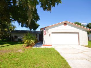1017 Kay Jean Dr, Valrico, FL 33594