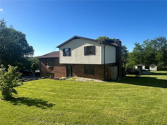 2nd image of 111 Longanecker Rd