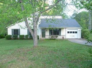 3210 Meadowlark Ln NW, Kennesaw, GA 30152