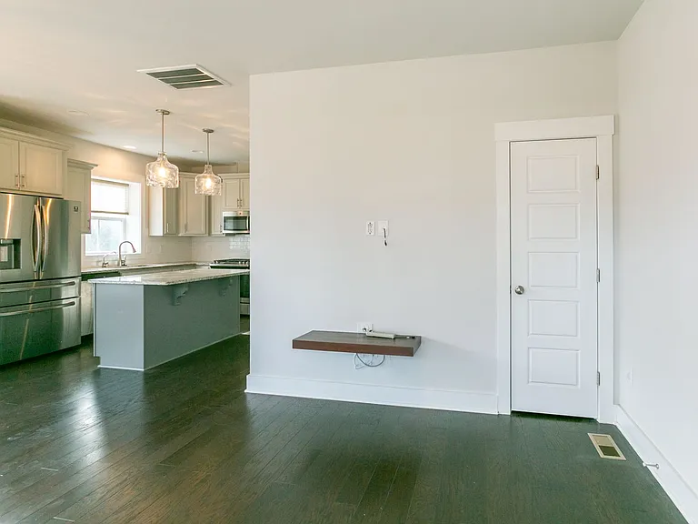 48 Cottage Way — Photo 16