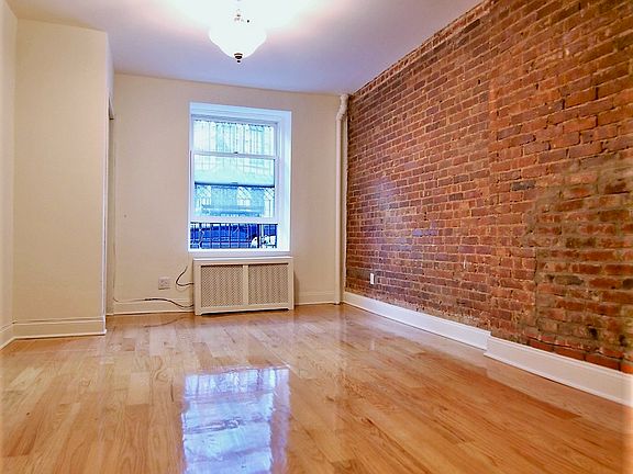 2nd image of 60 W 84th St #Gf