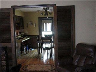 4th image of 4814 N 114th St