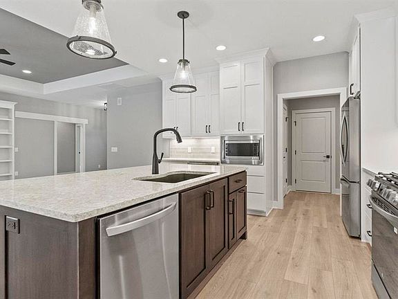 5th image of 17810 Tullymore Ln