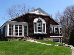 7 Leverett St, Gloucester, MA 01930