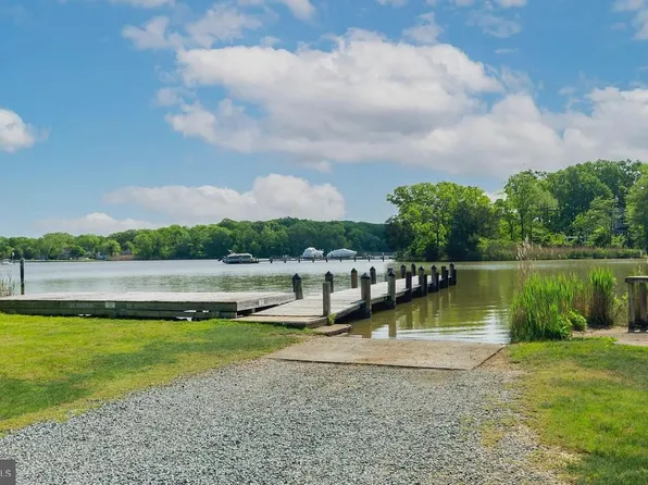 1005 Hawk Channel Ct, West River, MD 20778