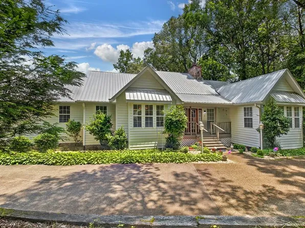 1398 Antioch Church Rd, Talking Rock, GA 30175