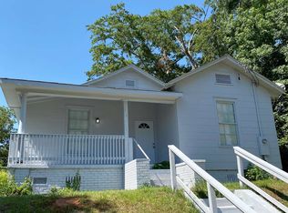 12 Perry St, Manchester, GA 31816