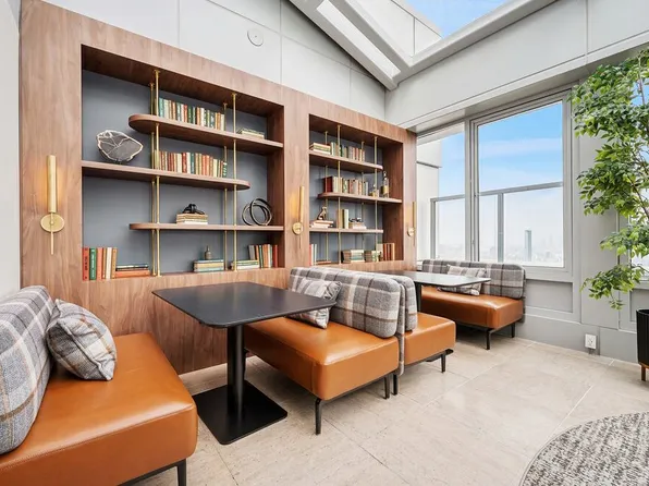 100 Willoughby Street image 31 of 43