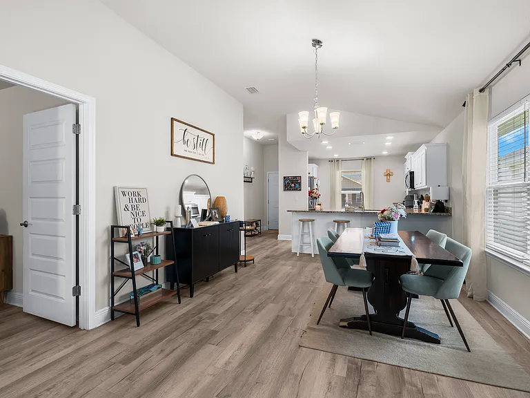 7019 Sonny Dr — Photo 11