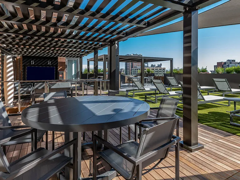 Rooftop Lounge